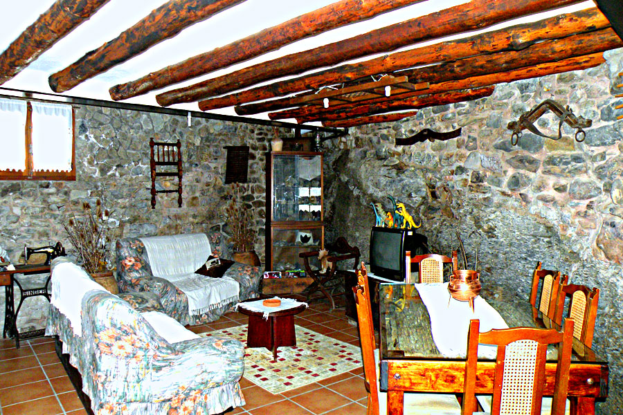 Una casa tÃ­pica de la sierra riojana